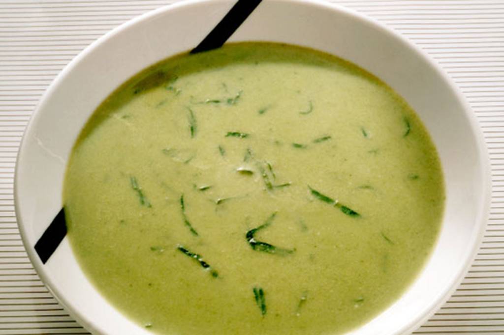 reaproveitar-receitas-festa-junina-ceita-caldo-verde-mandioquinha Caldos que sobraram das festas juninas podem servir de base para risotos ou sopas enriquecidas