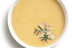 40 receitas de sopas, caldos e caldinhos para espantar o frio