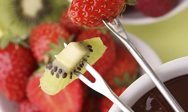 receita-fondue-frutas-chocolate