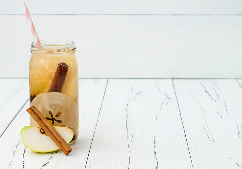 Dieta Detox: 3 receitas de águas aromatizadas