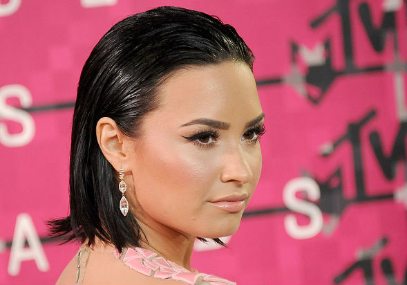 Demi Lovato usa Slick Hair