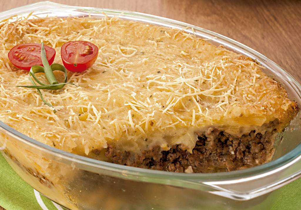 Gratinado de carne moída e aipim