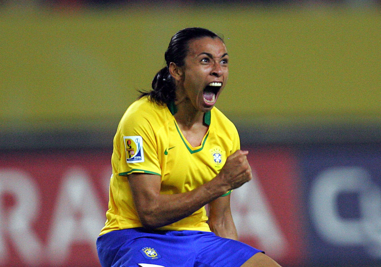 Para Todas as Meninas Que Amam o Futebol por Marta