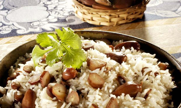 Arroz com pinhão