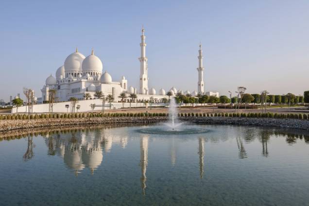 Grande mesquita Sheikh Zayed, em Abu Dhabi Grande mesquita Sheikh Zayed, em Abu Dhabi