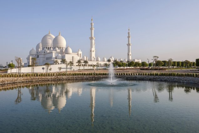 Grande mesquita Sheikh Zayed, em Abu Dhabi