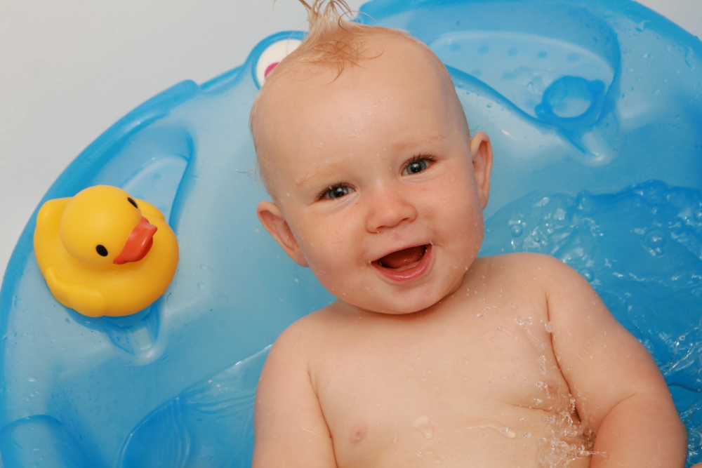 Годовалый ребенок. Fun+Bath+Baby. Что нужно для купание