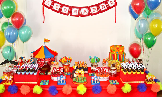 Decoração para festa de aniversário infantil Decoração para festa de aniversário infantil