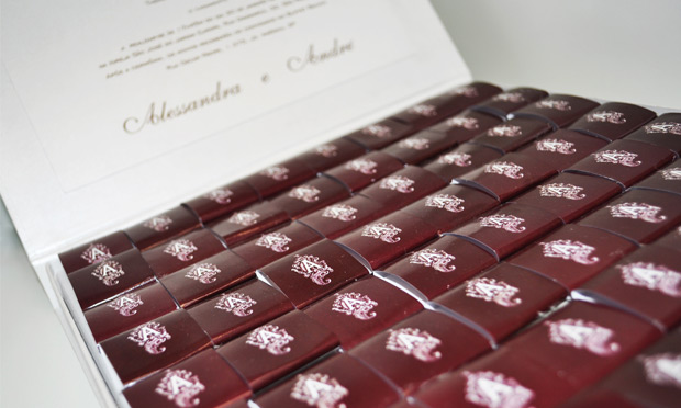 Convite de casamento com chocolate Convite de casamento com chocolate