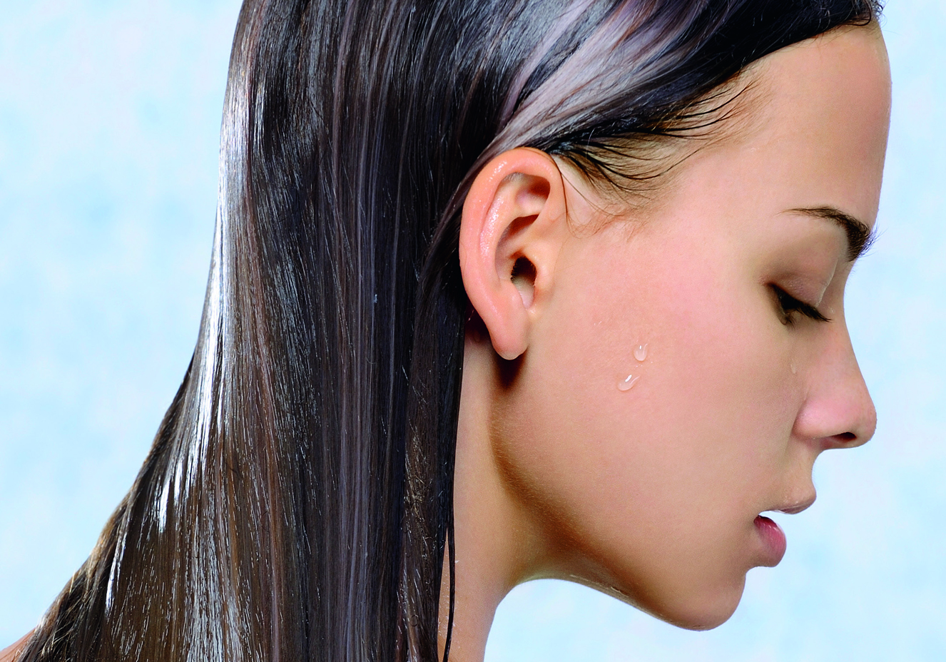 Detox capilar: os benefcios dessa superlimpeza do couro cabeludo | CLAUDIA