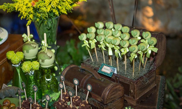 Chocopops de dinossauro. Chocopops de dinossauro.