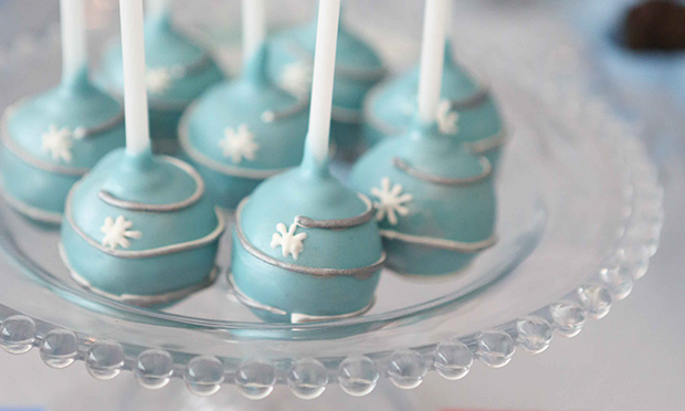 Cake pop. Cake pop.