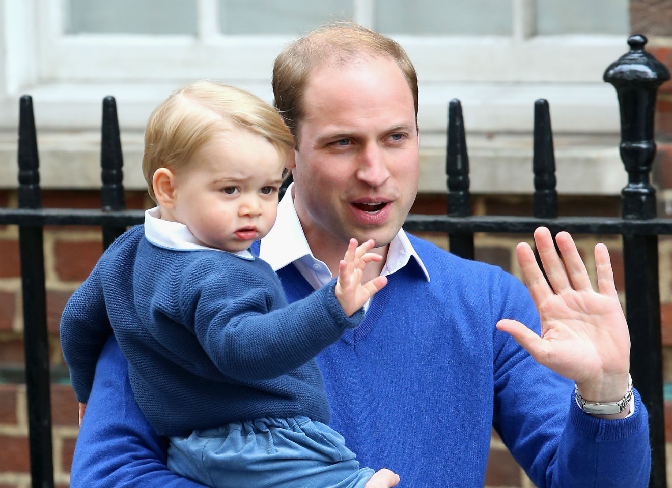 Príncipe George em nova foto da Família Real é a coisa ...