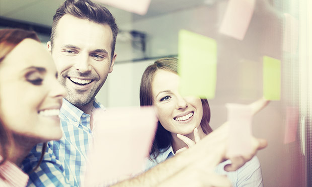 Amigos no trabalho Amigos no trabalho