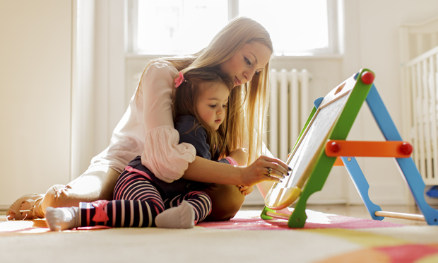 8 ideias de brincadeiras que estimulam o desenvolvimento da criança