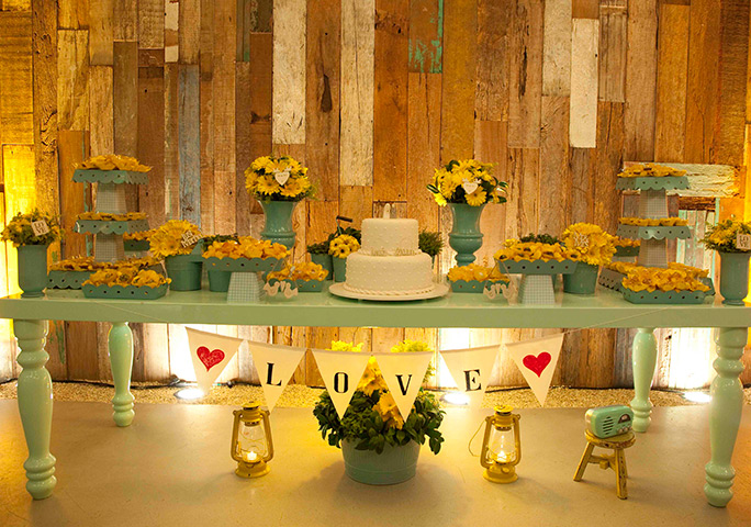 Foto: Adriano Gonfianti (Decora&ccedil;&atilde;o: Maria Festa / Local: Espa&ccedil;o Manioca)