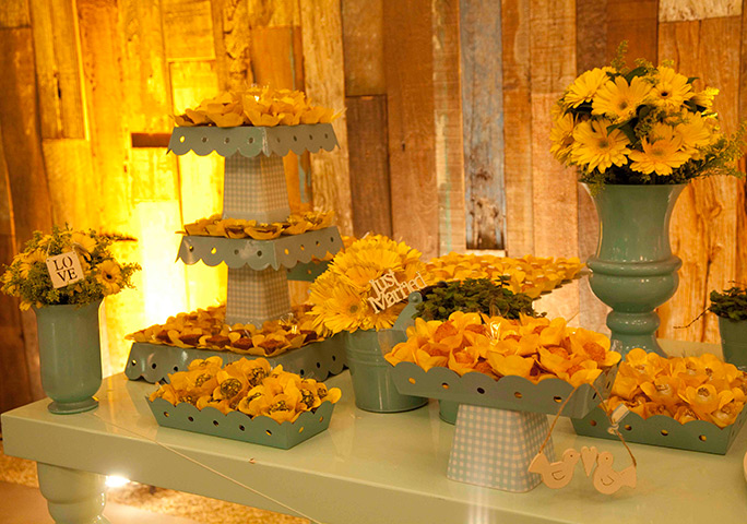 Foto: Adriano Gonfianti (Decora&ccedil;&atilde;o: Maria Festa / Local: Espa&ccedil;o Manioca)