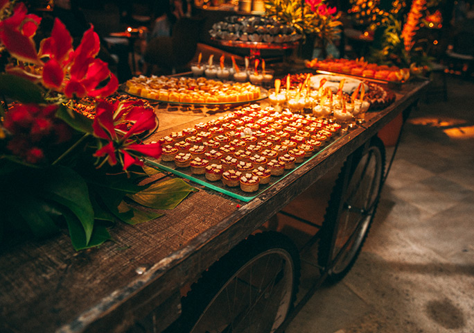 Foto: Rafael Karelisky (Decora&ccedil;&atilde;o: Nathalie Bacellar / Local: Beach Hotel Juquehy)