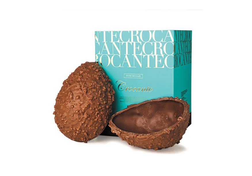 Ovo Crocante com cobertura de crocante feito com castanha de caju caramelizada e bombons sortidos (300g), Ofner, R$ 63*