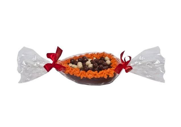 Ovo metade de drágeas, Floryball, R$ 41,70* Ovo metade de drágeas, Floryball, R$ 41,70*