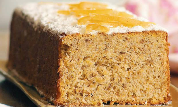 Bolo de banana com nozes Bolo de banana com nozes