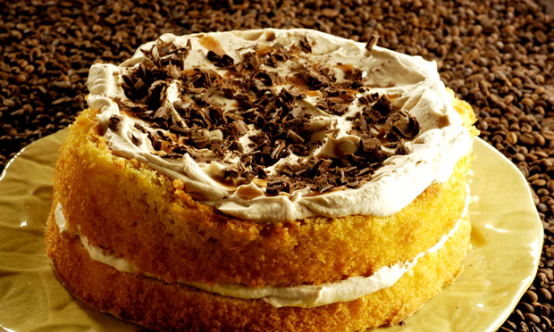 Bolo com recheio de café Bolo com recheio de café