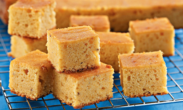 Bolo de fubá de panela