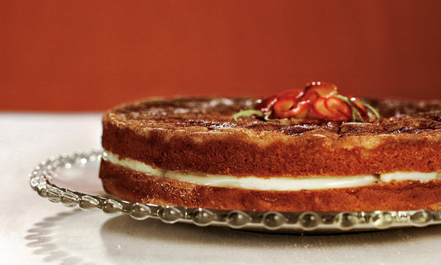 Bolo de maçã recheado Bolo de maçã recheado