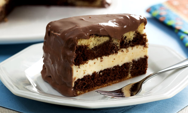 Bolo mesclado de chocolate e maracujá Bolo mesclado de chocolate e maracujá