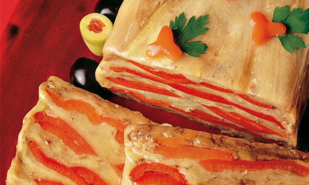 Enformado de berinjela e pimentão: delicioso acompanhamento para seus pratos! Enformado de berinjela e pimentão: delicioso acompanhamento para seus pratos!