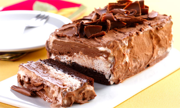Gelado de brownie e sorvete
