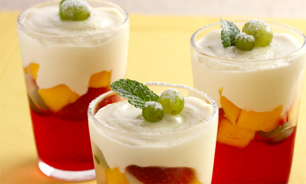 Gelado de leite condensado com gelatina