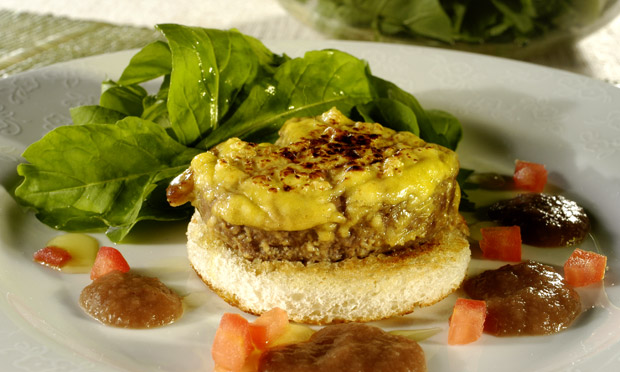 Medalhão com queijo Medalhão com queijo