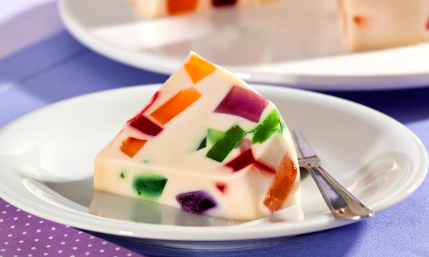 Mosaico de gelatina com leite de coco Mosaico de gelatina com leite de coco