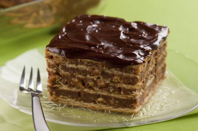 Pavê Charge com amendoim, caramelo e chocolate Pavê Charge com amendoim, caramelo e chocolate