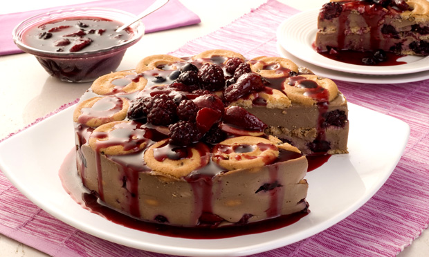 Pavê de chocolate com frutas vermelhas Pavê de chocolate com frutas vermelhas