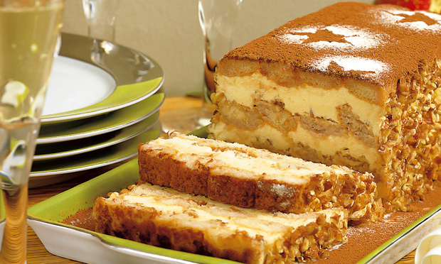 Pavê de sorvete de creme e nozes