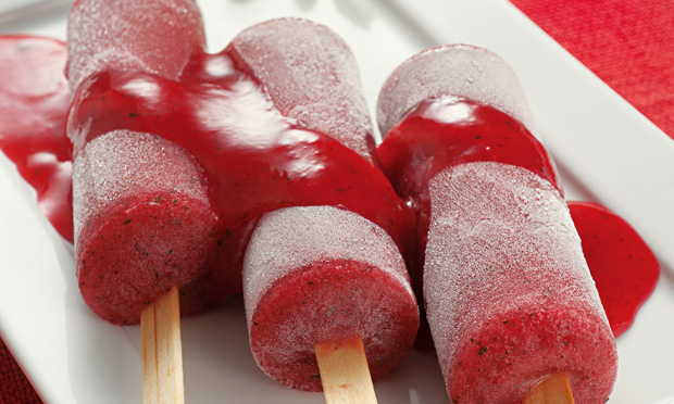 Picolé-sorbet de melancia com hortelã Picolé-sorbet de melancia com hortelã