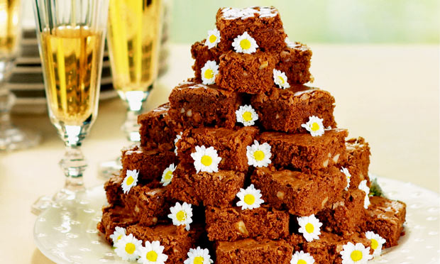 Pirâmide de brownie Pirâmide de brownie
