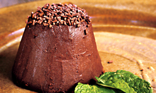Pudim de brigadeiro e creme de capim-limão Pudim de brigadeiro e creme de capim-limão
