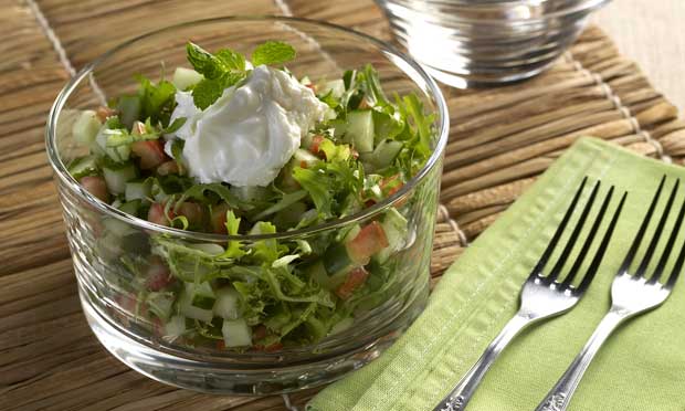 Salada com coalhada