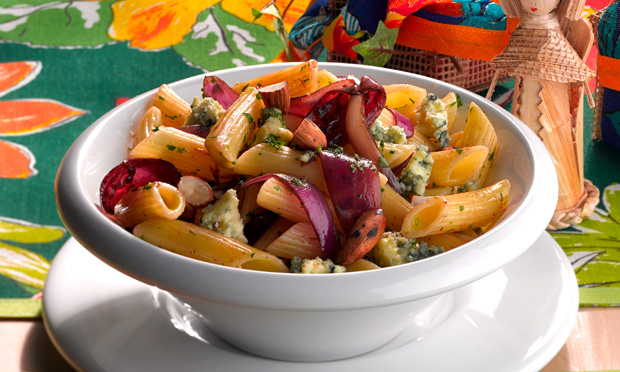 Salada de penne com vinagre balsâmico Salada de penne com vinagre balsâmico
