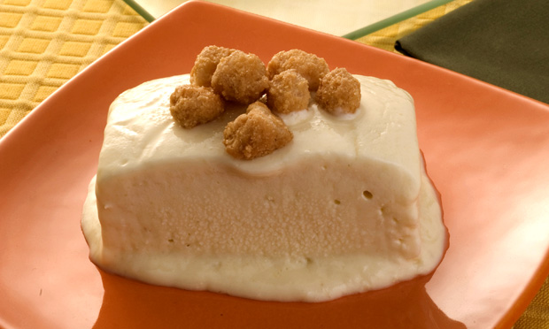 Sorvete de abacaxi e coquinho