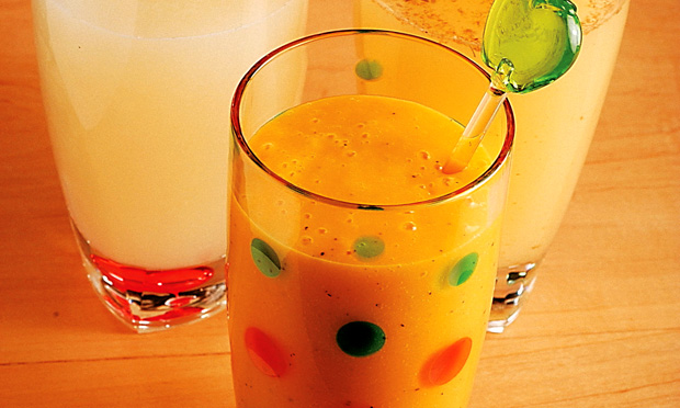 Suco de maracujá com manga Suco de maracujá com manga