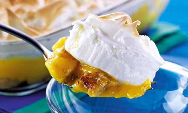Torta de banana com baba-de-moça Torta de banana com baba-de-moça
