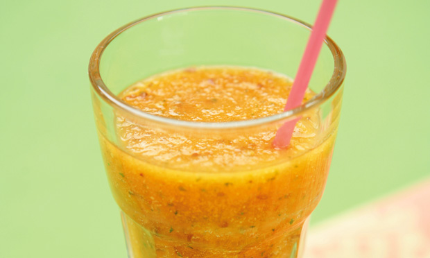 Vitamina de frutas com linhaça