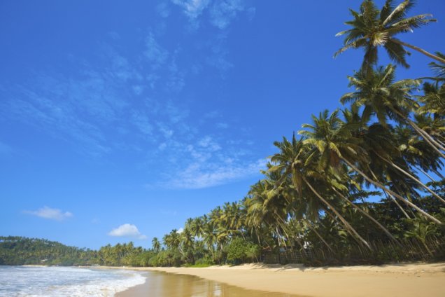 Praia na costa do Sri Lanka