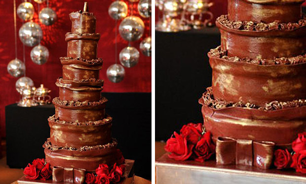 Bolo de chocolate e rosas Bolo de chocolate e rosas
