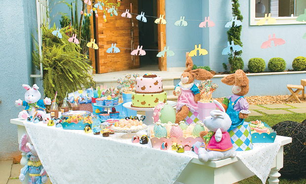 Mesa decorada para Páscoa