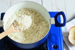 Básicos da cozinha: como fazer arroz soltinho